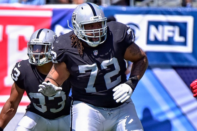 NASHVILLE, TN - SEPTEMBER 10:  Donald Penn #72 of the Oakland Raiders plays against the Tennessee Titans at Nissan Stadium on September 10, 2017 in Nashville, Tennessee.  (Photo by Frederick Breedon/Getty Images)