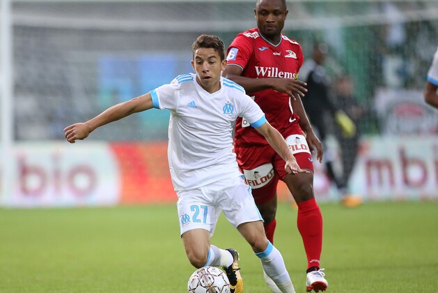 OSTEND, BELGIUM - AUGUST 3: Maxime Lopez of OM during the UEFA Europa League third qualifying round second leg match between KV Oostende and Olympique de Marseille (OM) at  Versluys Arena, former Albertparkstadion on August 3, 2017 in Oostende, Belgium. (Photo by Jean Catuffe/Getty Images)