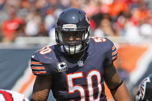 CHICAGO, IL - SEPTEMBER 10:   Jerrell Freeman #50 of the Chicago Bears looks over the offense against the Atlanta Falcons during the season opening game at Soldier Field on September 10, 2017 in Chicago, Illinois. The Falcons defeated the Bears 23-17. (Photo by Jonathan Daniel/Getty Images)