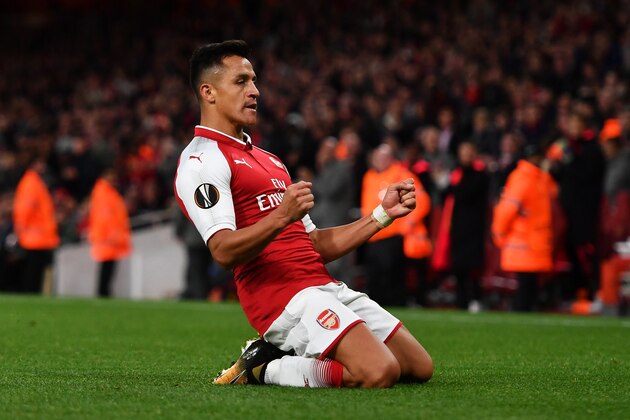 LONDON, ENGLAND - SEPTEMBER 14:  Alexis Sanchez of Arsenal celebrates scoring the 2nd arsenal goal during the UEFA Europa League group H match between Arsenal FC and 1. FC Koeln at Emirates Stadium on September 14, 2017 in London, United Kingdom.  (Photo by Dan Mullan/Getty Images)