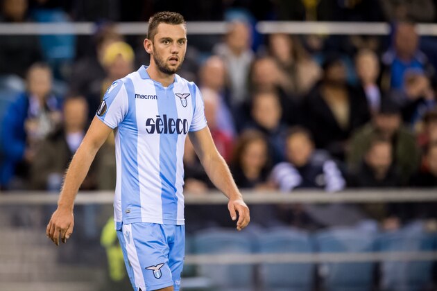 Stefan de Vrij of SS Lazio during the UEFA Europa League group K match between Vitesse Arnhem and Lazio Roma at Gelredome on September 14, 2017 in Arnhem, The Netherlands(Photo by VI Images via Getty Images)