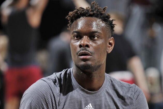 CLEVELAND, OH - FEBRUARY 25: Anthony Morrow #1 of the Chicago Bulls warms up before the game against the Cleveland Cavaliers on February 25, 2017 at Quicken Loans Arena in Cleveland, Ohio. NOTE TO USER: User expressly acknowledges and agrees that, by downloading and/or using this Photograph, user is consenting to the terms and conditions of the Getty Images License Agreement. Mandatory Copyright Notice: Copyright 2017 NBAE  (Photo by David Liam Kyle/NBAE via Getty Images)