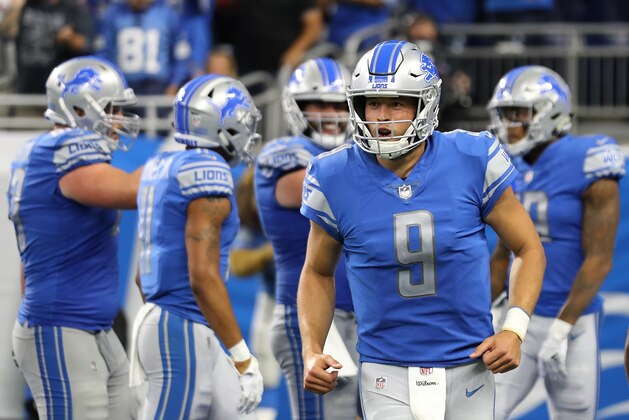 DETROIT, MI - SEPTEMBER 10: Matthew Stafford #9 of the Detroit Lions reacts after throwing for a touchdown during the fourth quarter of the game against the Arizona Cardinals at Ford Field on September 10, 2017 in Detroit, Michigan. Detroit defeated Arizona 35-23. (Photo by Leon Halip/Getty Images)