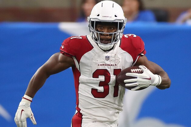 DETROIT, MI - SEPTEMBER 10: David Johnson #31 of the Arizona Cardinals looks for yards during a run while playing the Detroit Lions at Ford Field on September 10, 2017 in Detroit, Michigan. (Photo by Gregory Shamus/Getty Images)