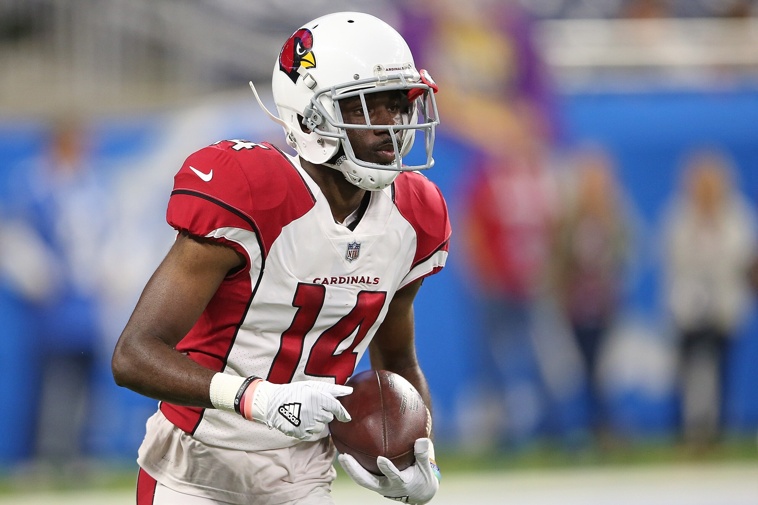 DETROIT, MI - SEPTEMBER 10: J.J. Nelson #14 of the Arizona Cardinals warms up prior to the start of the game against the Detroit Lions at Ford Field on September 10, 2017 in Detroit, Michigan. Detroit defeated Arizona 35-23. (Photo by Leon Halip/Getty Images)