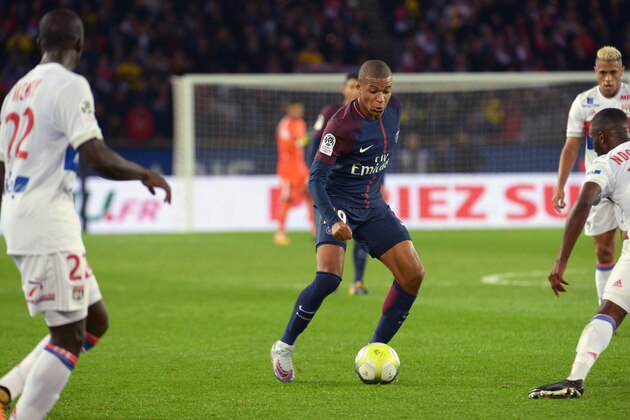PARIS, FRANCE - SEPTEMBER 17: Kylian Mbappe forward of Paris Saint-Germain team during the Ligue 1 match between Paris Saint Germain and Olympique Lyonnais at Parc des Princes on September 17, 2017 in Paris. (Photo by Frederic Stevens/Getty Images)