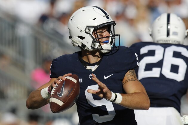 STATE COLLEGE, PA - SEPTEMBER 09:  Trace McSorley #9 of the Penn State Nittany Lions in action against the Pittsburgh Panthers at Beaver Stadium on September 9, 2017 in State College, Pennsylvania.  (Photo by Justin K. Aller/Getty Images)