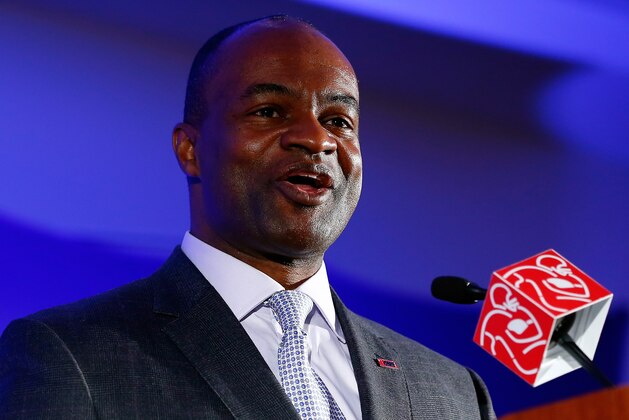NEW YORK, NY - JANUARY 30:  DeMaurice Smith, Executive Director of the National Football League Players Association, speaks during an NFLPA press conference prior to Super Bowl XLVIII on January 30, 2014 in New York City.  (Photo by Alex Trautwig/Getty Images)