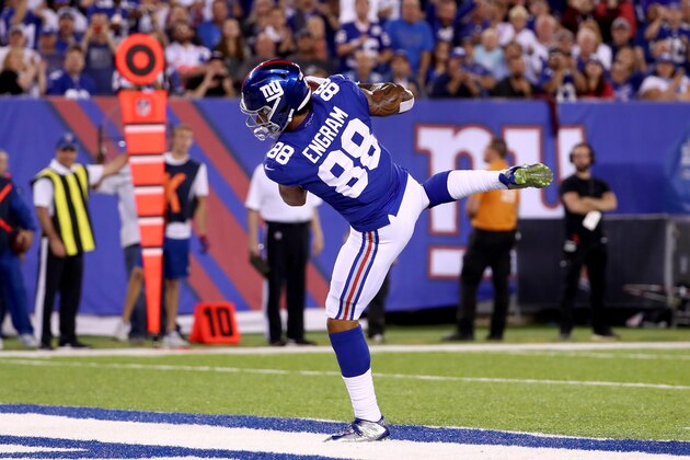 EAST RUTHERFORD, NJ - SEPTEMBER 18:   Evan Engram #88 of the New York Giants scores a 18 yard touchdown in the second quarter against the Detroit Lions during their game at MetLife Stadium on September 18, 2017 in East Rutherford, New Jersey.  (Photo by Al Bello/Getty Images)