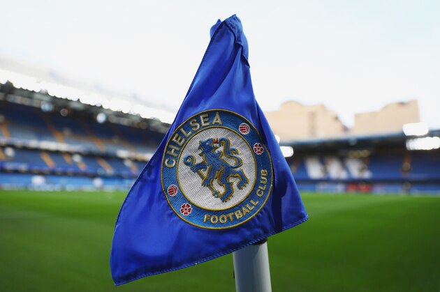 LONDON, ENGLAND - MARCH 13:  A general view of a corner flag inside the stadium prior to during The Emirates FA Cup Quarter-Final match between Chelsea and Manchester United at Stamford Bridge on March 13, 2017 in London, England.  (Photo by Ian Walton/Getty Images)