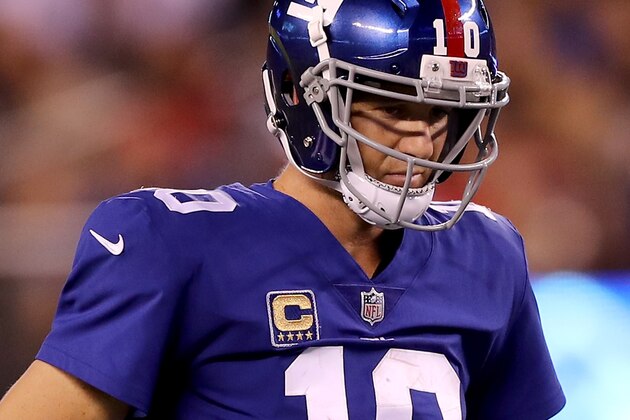 EAST RUTHERFORD, NJ - SEPTEMBER 18:  Eli Manning #10 of the New York Giants looks on in the fourth quarter against the Detroit Lions during their game at MetLife Stadium on September 18, 2017 in East Rutherford, New Jersey.  (Photo by Elsa/Getty Images)
