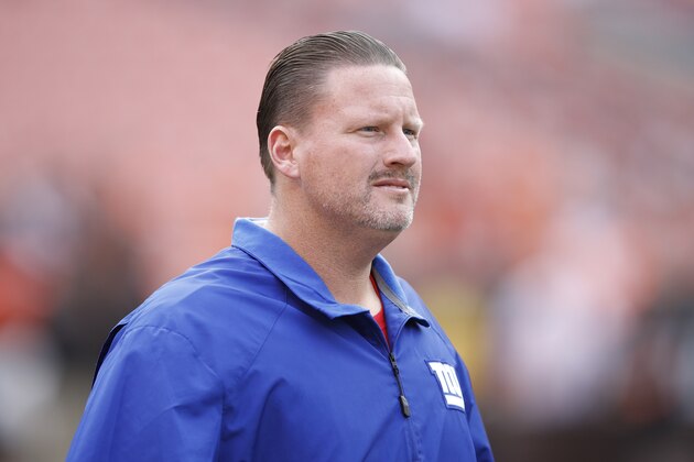 CLEVELAND, OH - AUGUST 21: Head coach Ben McAdoo of the New York Giants looks on prior to a preseason game against the Cleveland Browns at FirstEnergy Stadium on August 21, 2017 in Cleveland, Ohio. (Photo by Joe Robbins/Getty Images)