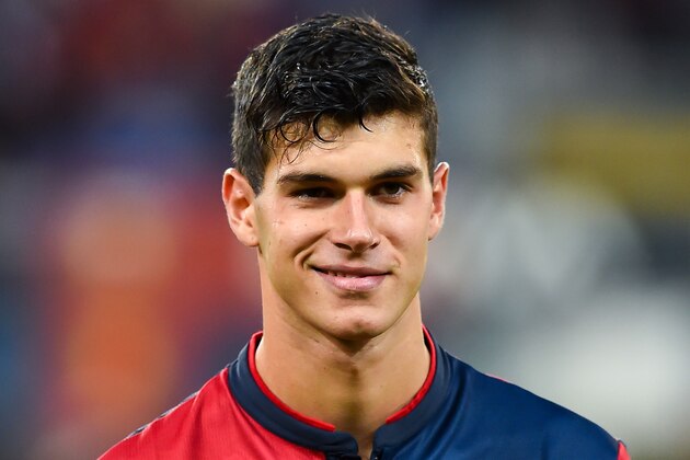 GENOA, GE - SEPTEMBER 20: Pietro Pellegri of Genoa before the Serie A match between Genoa CFC and AC Chievo Verona at Stadio Luigi Ferraris on September 20, 2017 in Genoa, Italy.  (Photo by Paolo Rattini/Getty Images)