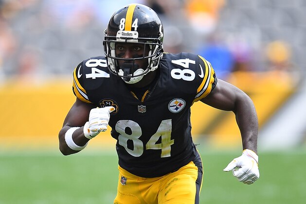 PITTSBURGH, PA - SEPTEMBER 17:  Antonio Brown #84 of the Pittsburgh Steelers in action during the game against the Minnesota Vikings at Heinz Field on September 17, 2017 in Pittsburgh, Pennsylvania. (Photo by Joe Sargent/Getty Images)