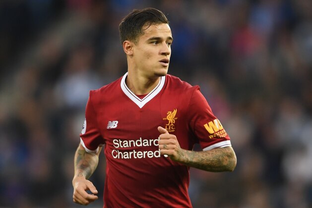 LEICESTER, ENGLAND - SEPTEMBER 23:  Philippe Coutinho of Liverpool looks on during the Premier League match between Leicester City and Liverpool at The King Power Stadium on September 23, 2017 in Leicester, England.  (Photo by Laurence Griffiths/Getty Images)