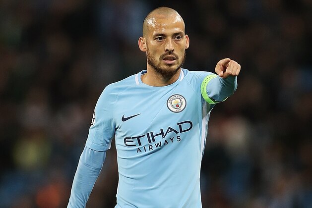 MANCHESTER, ENGLAND - SEPTEMBER 26:  David Silva of Manchester City in action  during the UEFA Champions League group F match between Manchester City and Shakhtar Donetsk at Etihad Stadium on September 26, 2017 in Manchester, United Kingdom.  (Photo by Matthew Lewis/Getty Images)