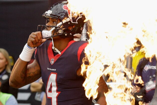 HOUSTON, TX - OCTOBER 01:  Deshaun Watson #4 of the Houston Texans is introduced to the crowd at NRG Stadium against the Tennessee Titans  on October 1, 2017 in Houston, Texas.  (Photo by Bob Levey/Getty Images)
