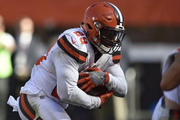 Cleveland Browns running back Duke Johnson runs in for a one-yard touchdown in the second half of an NFL football game against the Cincinnati Bengals, Sunday, Oct. 1, 2017, in Cleveland. The Bengals won 31-7. (AP Photo/David Richard)