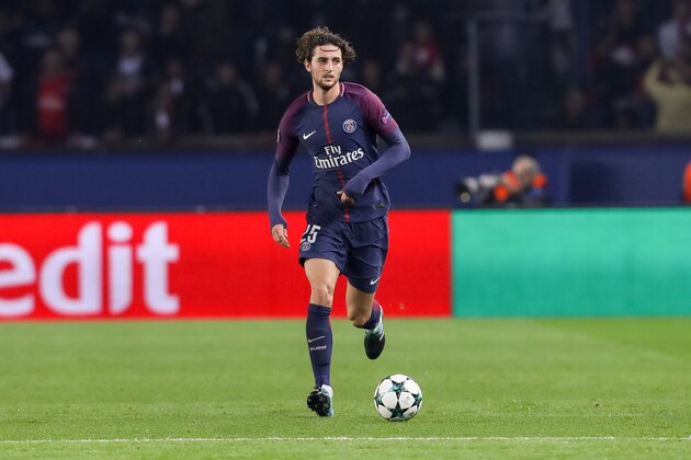 PARIS, FRANCE - SEPTEMBER 27: Adrien Rabiot of Paris Saint-Germain controls the ball during the UEFA Champions League group B match between Paris Saint-Germain of Paris Saint-Germain and Bayern Muenchen (Bayern Munich) at Parc des Princes on September 27, 2017 in Paris, France. (Photo by TF-Images/TF-Images via Getty Images)