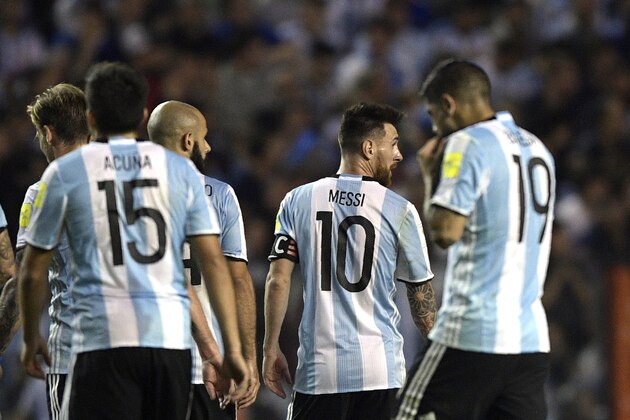 Argentina's Lionel Messi is pictured before the start of the second half of the 2018 World Cup qualifier football match in Buenos Aires on October 5, 2017. / AFP PHOTO / Juan MABROMATA        (Photo credit should read JUAN MABROMATA/AFP/Getty Images)