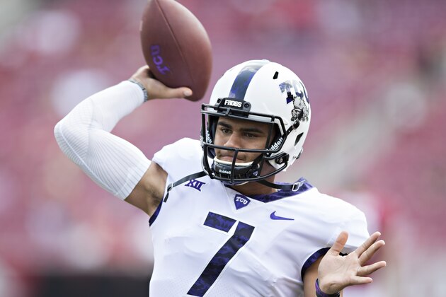 FAYETTEVILLE, AR - SEPTEMBER 9: Kenny Hill #7 of the TCU Horned Frogs warming up before a game against the Arkansas Razorbacks at Donald W. Reynolds Razorback Stadium on September 9, 2017 in Fayetteville, Arkansas. The Horn Frogs defeated the Razorbacks 28-7. (Photo by Wesley Hitt/Getty Images)