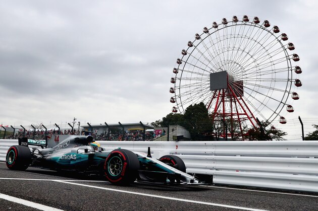 SUZUKA, JAPAN - OCTOBER 06: Lewis Hamilton of Great Britain driving the (44) Mercedes AMG Petronas F1 Team Mercedes F1 WO8 on track during practice for the Formula One Grand Prix of Japan at Suzuka Circuit on October 6, 2017 in Suzuka.  (Photo by Lars Baron/Getty Images)