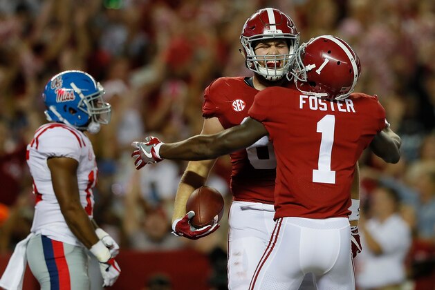 TUSCALOOSA, AL - SEPTEMBER 30:  Hale Hentges #84 of the Alabama Crimson Tide reacts after pulling in a touchdown reception against the Mississippi Rebels at Bryant-Denny Stadium on September 30, 2017 in Tuscaloosa, Alabama.  (Photo by Kevin C. Cox/Getty Images)
