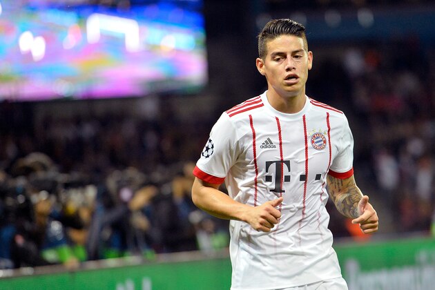 PARIS, FRANCE - SEPTEMBER 27:  James Rodriguez of Bayern Muenchen reacts during the UEFA Champions League group B match between Paris Saint-Germain and Bayern Muenchen at Parc des Princes on September 27, 2017 in Paris, France.  (Photo by Aurelien Meunier/Getty Images)