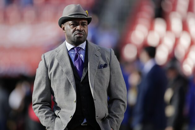 FILE - This Jan. 1, 2017, file photo, shows DeMaurice Smith, Executive Director of the NFL Players Association, walking along the sidelines before an NFL football game between the Washington Redskins and the New York Giants, in Landover, Md. DeMaurice Smith has been re-elected as executive director of the players' union in a special committee vote. The 14-0 vote took place Tuesday night, Sept. 19, 2017. (AP Photo/Mark Tenally, File)