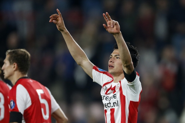 Hirving Lozano of PSV during the Dutch Eredivisie match between PSV Eindhoven and Willem II at the Phillips stadium on September 30, 2017 in Eindhoven, The Netherlands(Photo by VI Images via Getty Images)