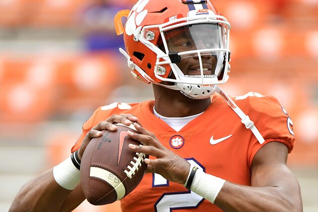 CLEMSON, SC - OCTOBER 07:  Quarterback Kelly Bryant #2 of the Clemson Tigers warms up prior to the Tigers' game against the Wake Forest Demon Deacons at Memorial Stadium on October 7, 2017 in Clemson, South Carolina. (Photo by Mike Comer/Getty Images)