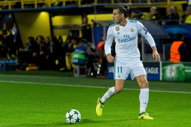 DORTMUND, GERMANY - SEPTEMBER 26: Gareth Bale of Real Madrid controls the ball during the UEFA Champions League group H match between Borussia Dortmund and Real Madrid at Signal Iduna Park on September 26, 2017 in Dortmund, Germany. (Photo by TF-Images/TF-Images via Getty Images)