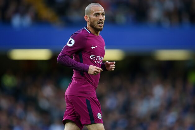 LONDON, ENGLAND - SEPTEMBER 30: David Silva of Manchester City during the Premier League match between Chelsea and Manchester City at Stamford Bridge on September 30, 2017 in London, England. (Photo by Catherine Ivill - AMA/Getty Images)