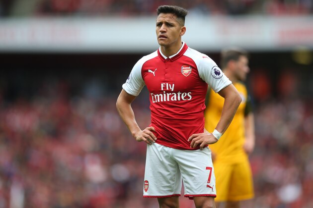 LONDON, ENGLAND - OCTOBER 01: Alexis Sanchez of Arsenal during the Premier League match between Arsenal and Brighton and Hove Albion at Emirates Stadium on October 1, 2017 in London, England. (Photo by Catherine Ivill - AMA/Getty Images)