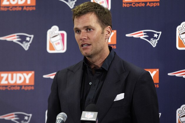 TAMPA, FL - OCTOBER 5: Quarterback Tom Brady #10 of the New England Patriots talks with media after the game against the Tampa Bay Buccaneers at Raymond James Stadium on October 5, 2017 in Tampa, Florida. (Photo by Don Juan Moore/Getty Images)