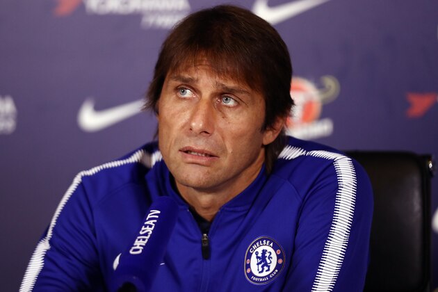 COBHAM, ENGLAND - SEPTEMBER 29:  Chelsea Head Coach Antonio Conte talks to the media at Chelsea Training Ground on September 29, 2017 in Cobham, England.  (Photo by Bryn Lennon/Getty Images)