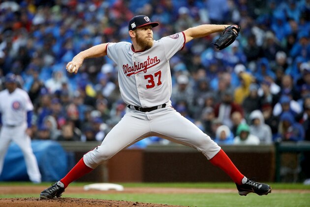 CHICAGO, IL - OCTOBER 11:  Stephen Strasburg #37 of the Washington Nationals pitches in the second inning during game four of the National League Division Series against the Chicago Cubs at Wrigley Field on October 11, 2017 in Chicago, Illinois.  (Photo by Jonathan Daniel/Getty Images)