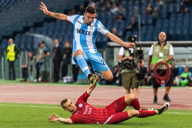 (L-R) Timothy Derijck of SV Zulte Waregem, Sergej Milinkovic Savic of SS Lazio during the UEFA Europa League group K match between Lazio Roma and Zulte Waregem at Stadio Olimpico on September 28, 2017 in Rome, Italy(Photo by VI Images via Getty Images)