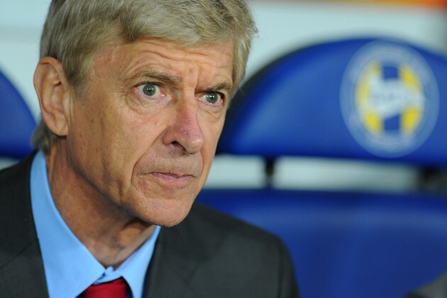 Arsenal's coach from France Arsene Wenger looks on during the UEFA Europa League Group H football match between FC BATE Borisov and Arsenal FC in Borisov, outside Minsk, on September 28, 2017. / AFP PHOTO / MAXIM MALINOVSKY        (Photo credit should read MAXIM MALINOVSKY/AFP/Getty Images)