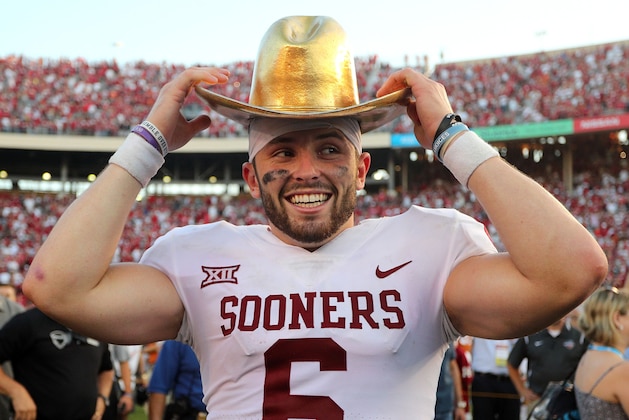 DALLAS, TX - OCTOBER 14:  Baker Mayfield #6 of the Oklahoma Sooners wears the Golden Hat Trophy after the 29-24 win over the Texas Longhorns at Cotton Bowl on October 14, 2017 in Dallas, Texas.  (Photo by Richard W. Rodriguez/Getty Images)