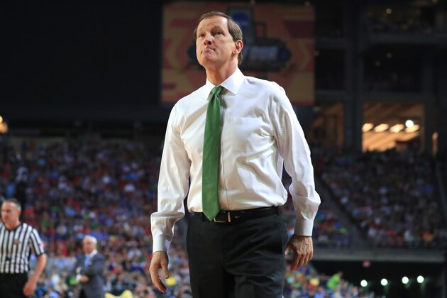 GLENDALE, AZ - APRIL 01: Head coach Dana Altman of the Oregon Ducks looks on in the first half against the North Carolina Tar Heels during the 2017 NCAA Men's Final Four Semifinal at University of Phoenix Stadium on April 1, 2017 in Glendale, Arizona. (Photo by Ronald Martinez/Getty Images) GLENDALE, AZ - APRIL 01: Head coach Dana Altman of the Oregon Ducks looks on in the first half against the North Carolina Tar Heels during the 2017 NCAA Men's Final Four Semifinal at University of Phoenix Stadium on April 1, 2017 in Glendale, Arizona. (Photo by Ronald Martinez/Getty Images)