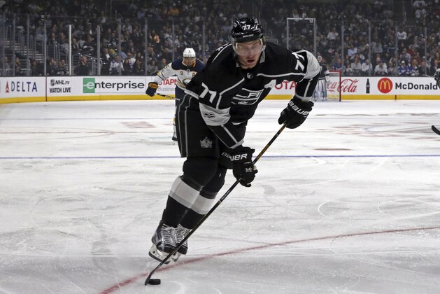 Los Angeles Kings center Jeff Carter (77) in an NHL hockey game against the Buffalo Sabres in Los Angeles Saturday, Oct. 14, 2017. (AP Photo/Reed Saxon)