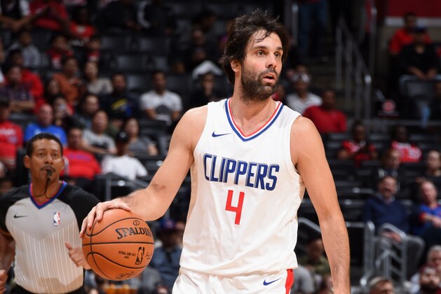 LOS ANGELES, CA - OCTOBER 12:  Milos Teodosic #4 of the LA Clippers handles the ball against the Sacramento Kings on October 12, 2017 at STAPLES Center in Los Angeles, California. NOTE TO USER: User expressly acknowledges and agrees that, by downloading and/or using this Photograph, user is consenting to the terms and conditions of the Getty Images License Agreement. Mandatory Copyright Notice: Copyright 2017 NBAE (Photo by Andrew D. Bernstein/NBAE via Getty Images)