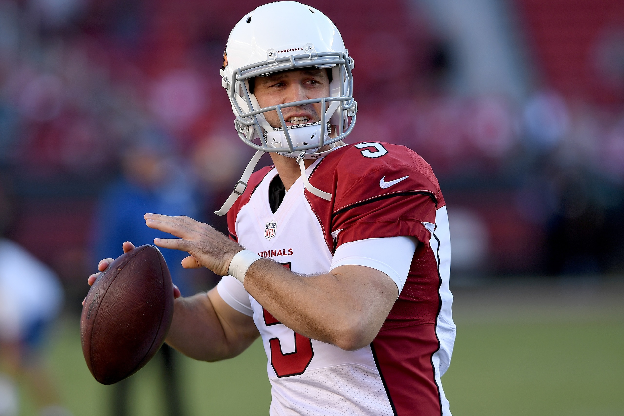 SANTA CLARA, CA - OCTOBER 06:  Drew Stanton #5 of the Arizona Cardinals warms up during pregame warm ups prior to playing the San Francisco 49ers in an NFL football game at Levi's Stadium on October 6, 2016 in Santa Clara, California.  (Photo by Thearon W. Henderson/Getty Images)