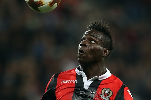 Nice's Italian forward Mario Balotelli looks at the ball during the UEFA Europa League football match between Nice and Lazio on October 19, 2017, at the Allianz Riviera stadium in Nice, southeastern France.  / AFP PHOTO / VALERY HACHE        (Photo credit should read VALERY HACHE/AFP/Getty Images)
