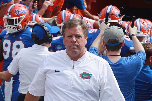 GAINESVILLE, FL - SEPTEMBER 16:  Head coach Jim McElwain is seen on the field at the start of their game against the Tennessee Volunteers at Ben Hill Griffin Stadium on September 16, 2017 in Gainesville, Florida.  (Photo by Scott Halleran/Getty Images)