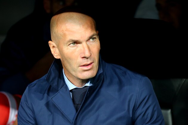 MADRID, SPAIN - OCTOBER 17: Zinedine Zidane manager / head coach of Real Madrid during the UEFA Champions League group H match between Real Madrid and Tottenham Hotspur at Estadio Santiago Bernabeu on October 17, 2017 in Madrid, Spain. (Photo by Catherine Ivill - AMA/Getty Images)