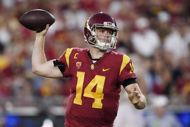 Southern California quarterback Sam Darnold passes the ball during the first half of an NCAA college football game against Utah in Los Angeles, Saturday, Oct. 14, 2017. (AP Photo/Kelvin Kuo)