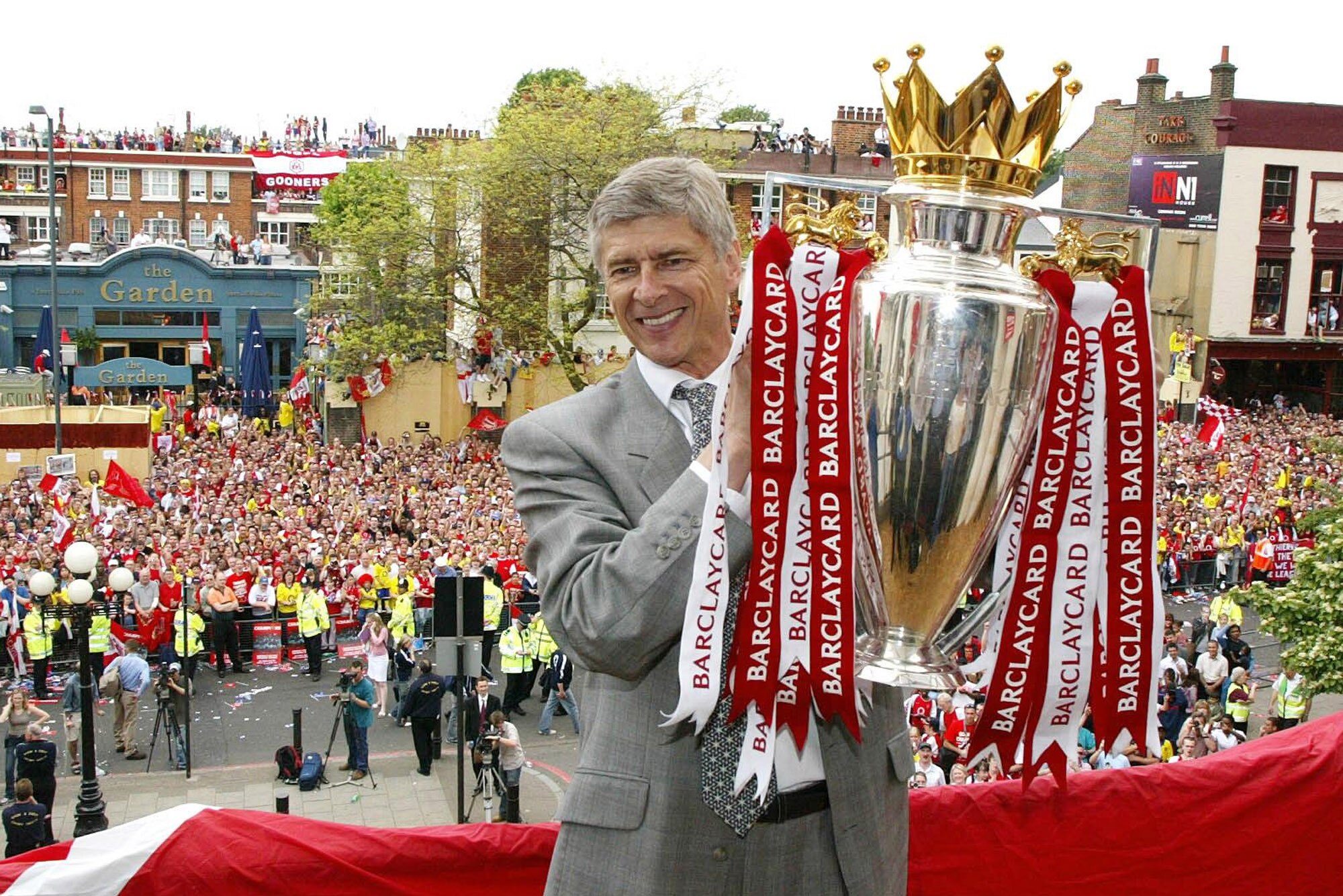 Who Would Win: Arsenal 2000s XI vs. Arsenal 2010s XI?