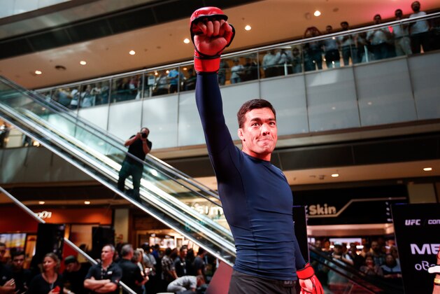 SAO PAULO, BRAZIL - OCTOBER 25: Middleweight contender Lyoto Machida practices during the Open Workouts at the Vila Olimpia Mall for the UFC Fight Night Sao Paulo on October 25, 2017 in Sao Paulo, Brazil. (Photo by Alexandre Schneider/Zuffa LLC via Getty Images)